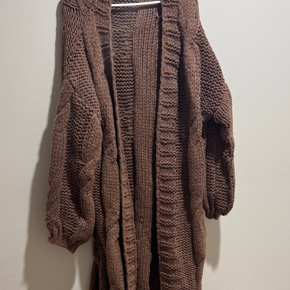 Elegant Brown Knit Cardigan